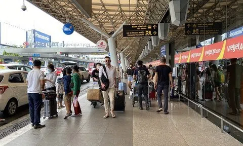 Tăng tần suất các chuyến bay đến Tân Sơn Nhất dịp lễ 30/4 và hè 2024